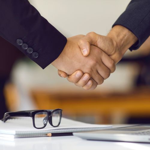 Stratégies efficaces pour promouvoir son activité d’impression murale